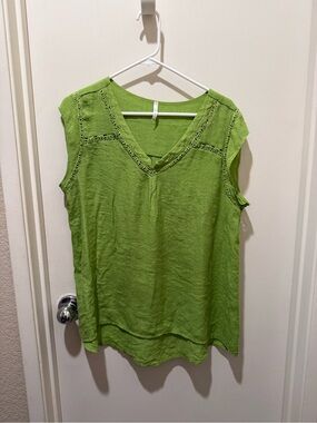 Passport Lime Green V-Neck Sleeveless Tank Top
